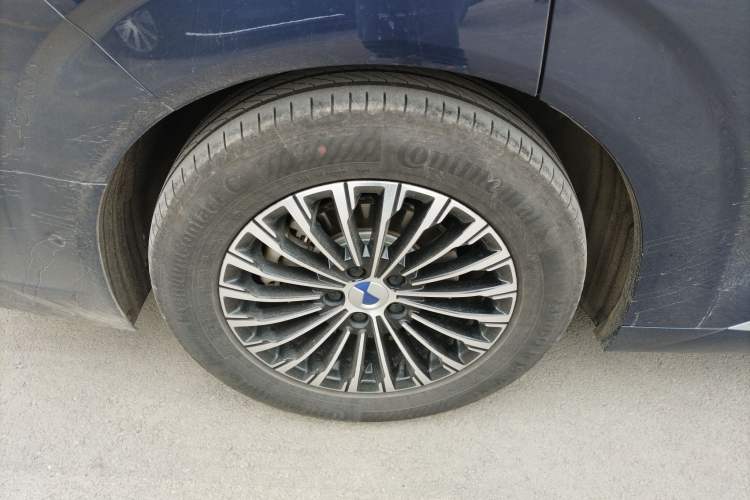 Used Denza D9 2024 DM-i 980 Four-Wheel Drive Prestige Model
