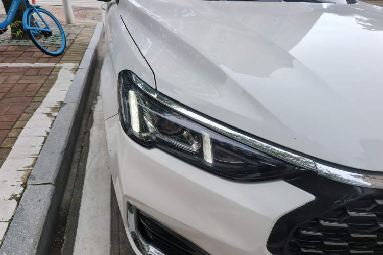 Used Ford Escort 2021 1.5L Automatic Diamond Edition
