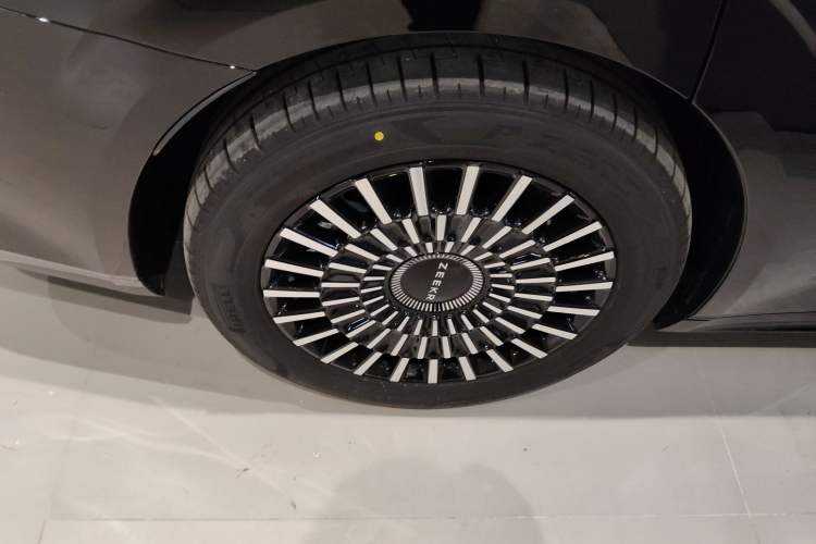 Used Zeekr 009 2022 Revised WE Version