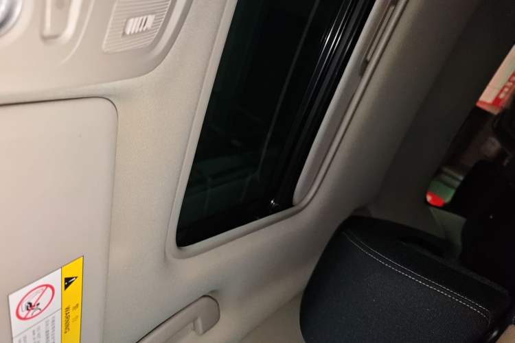 Used Citroen C4L 2019 230THP Automatic Leading Model Headliner