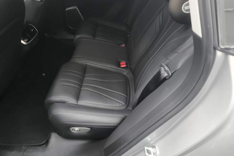 Used XPeng G9 2022 650 Performance Edition Max
