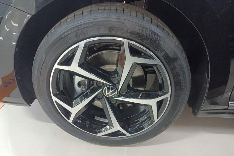 Used Volkswagen Passat 2026 Model, Outstanding 380TSI Xingkong Longteng Edition
