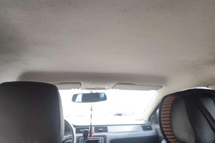 Used Volkswagen Santana 2013 1.4L Manual Fashion Edition
