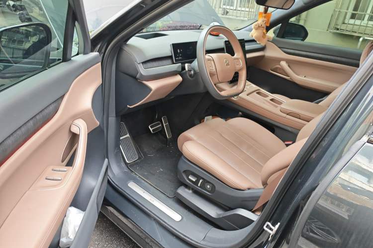 Used Nio ES8 2023 100kWh Signature Edition Driver Seat