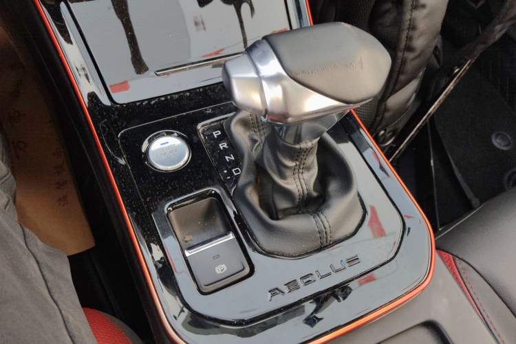 Used Dongfeng Aeolus Yixuan GS 2021 230T Automatic Star-Chasing Edition Gear Lever