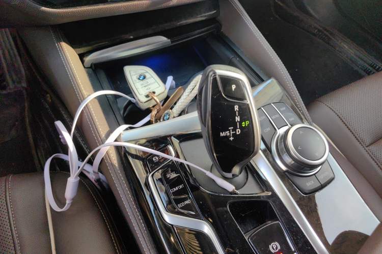 Used BMW 5 Series 2022 Restyled 525Li Luxury Package
