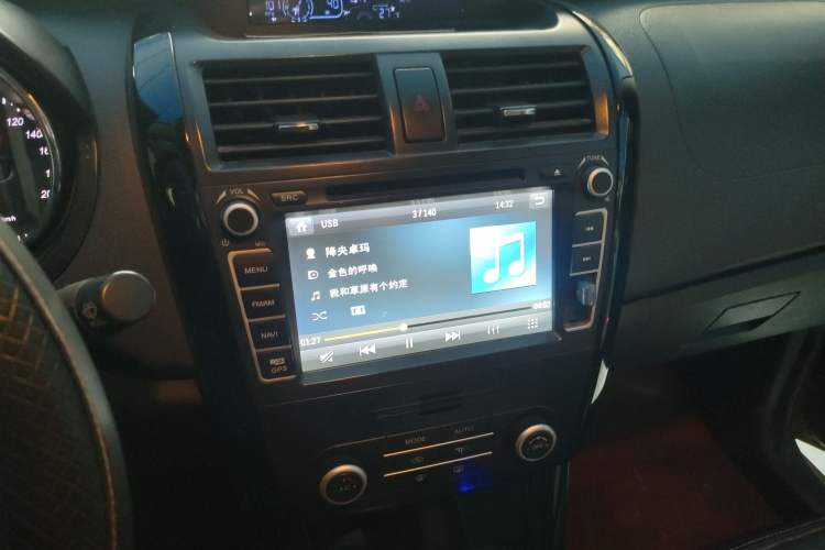 Used HYOSOW S3 2015 1.5L Luxury Model China V Standard
