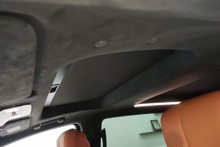 Used Buick Envision Family 2026 Luxury Edition Headliner