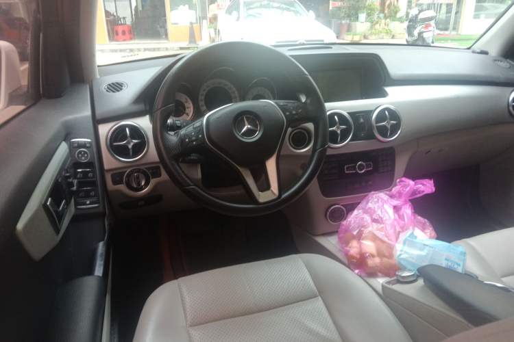 Used Mercedes-Benz GLK-Class 2014 GLK 260 4MATIC Dynamic Model
