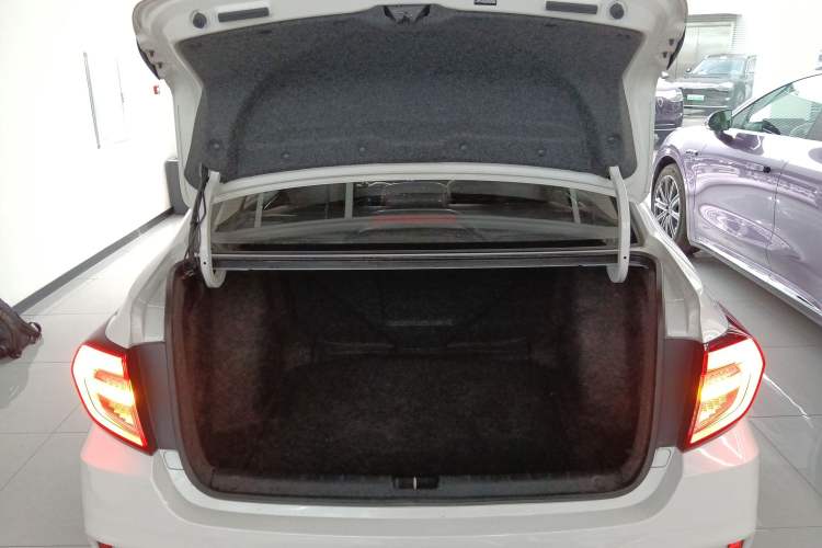 Used Honda Envix 2019 180TURBO CVT Enjoyment Version China V Trunk