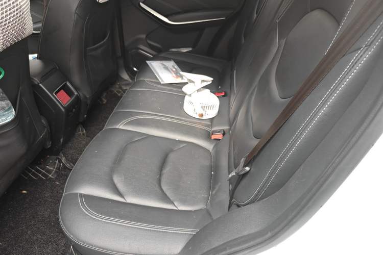 Used FAW Senya R9 2018 1.2T Automatic Luxury Smart Edition