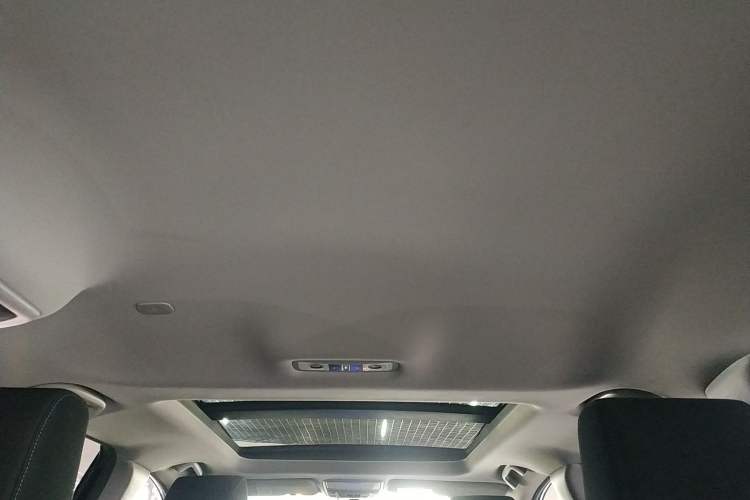 Used Honda Breeze 2021 240TURBO CVT Front-Wheel Drive Elite Edition Headliner