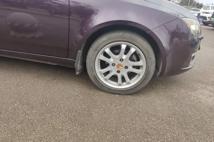 Used Lotus L5 2011 Sedan 1.6L Automatic Fashion Navigation Edition