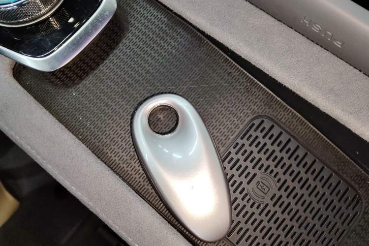 Used VOYAH PASSION 2023 Four-Wheel Drive Flagship Edition