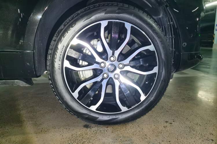 Used Land Rover Range Sport 2022 3.0 L6 YAO Black Edition