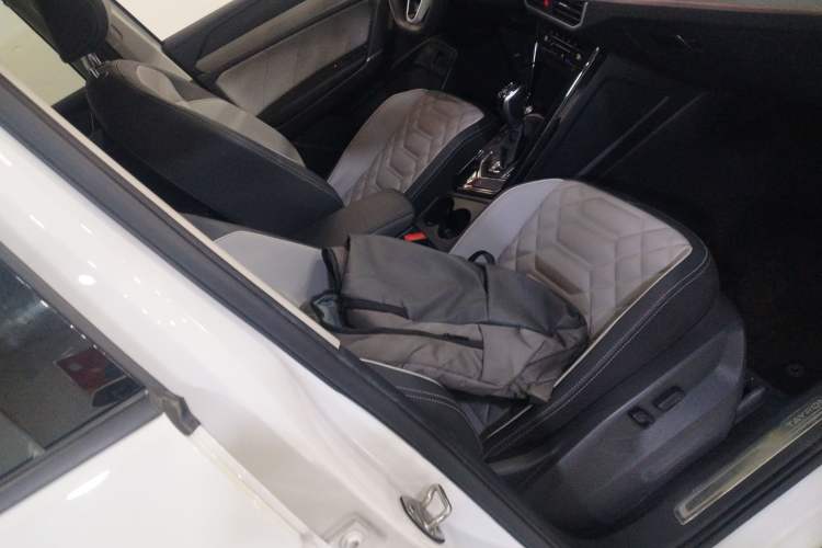 Used Volkswagen Tayron 2023 300TSI Two-Wheel-Drive Luxury Plus Advanced Edition