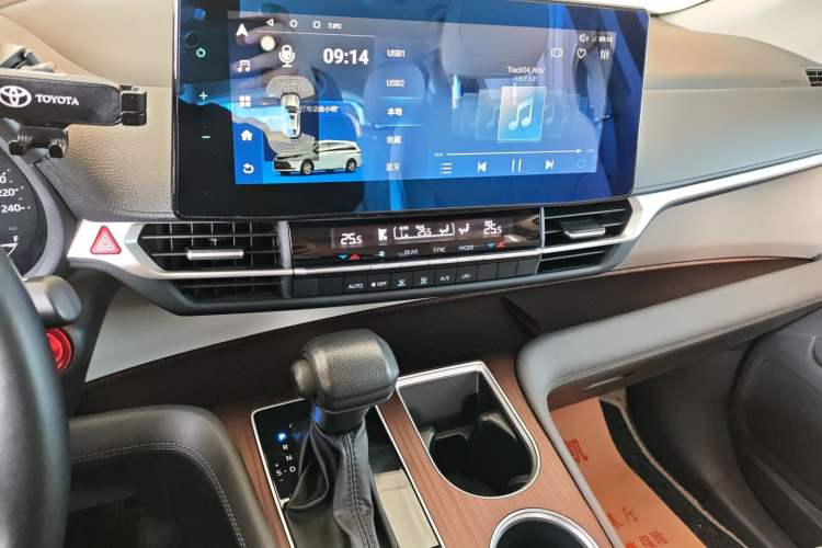 Used Toyota SIENNA 2021 2.5L Hybrid Comfort Edition