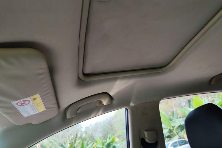 Used Baojun 560 2016 1.8L Manual Luxury Edition