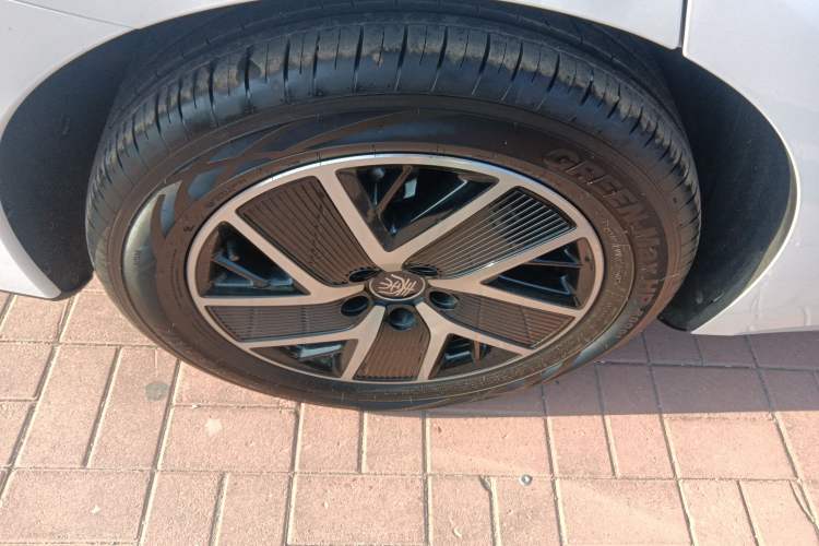 Used BYD Qin L 2024 DM-i 120KM Leading Model
