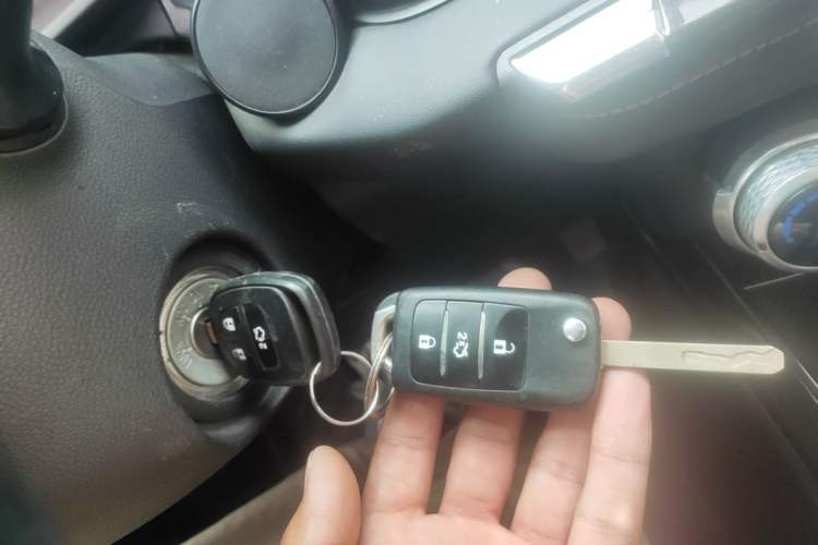 Used CHANGAN CS15 2019 1.5L Manual Entry-Level Version China VI Standard
