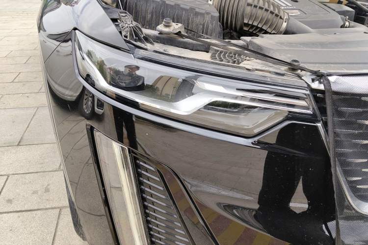 Used Cadillac XT6 2020 28T Six-Seater Fashion Edition Right Front Headlight