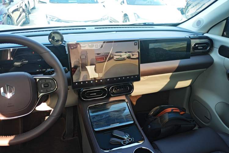 Used Leapmotor C11 2024 Range-Extended 300 Luxury Edition