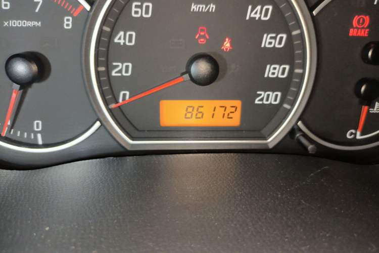 Used Suzuki Swift 2016 1.5L Manual Fashion Model
