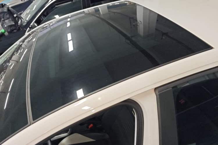 Used Volkswagen Polo 2019 Plus 1.5L Automatic Colorful Technology Edition Roof