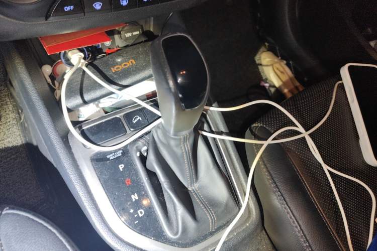 Used Hyundai ix25 2015 2.0L Automatic Two-Wheel Drive Intelligent GLS