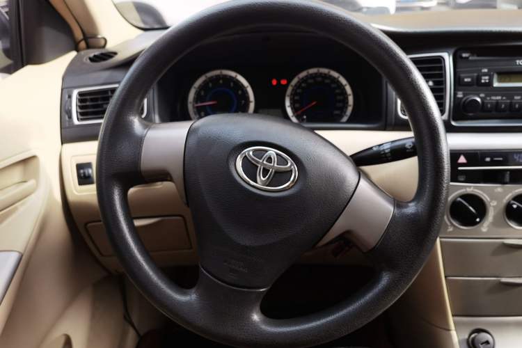 Used Toyota Corolla EX 2013 1.6L Manual Luxury Edition
