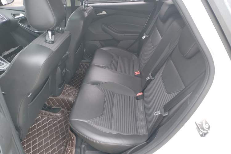 Used Ford Focus 2017 Hatchback 1.6L Automatic Fashion Edition Smart Drive Version