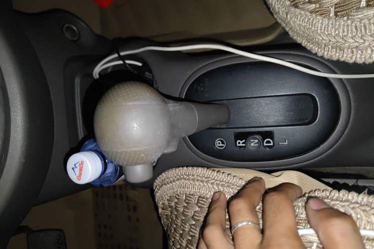 Used Nissan Sunny 2011 1.5XE CVT Comfort Edition Gear Lever