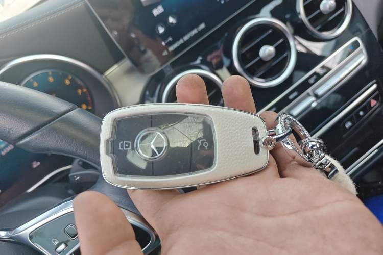 Used Mercedes-Benz GLC Coupe 2022 Refreshed GLC 260 4MATIC Coupe SUV Vehicle Key