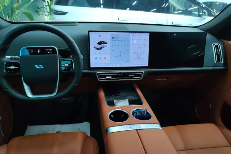 Used Li Auto L7 2025 Max Smart Refresh Edition Audio And AC Panel