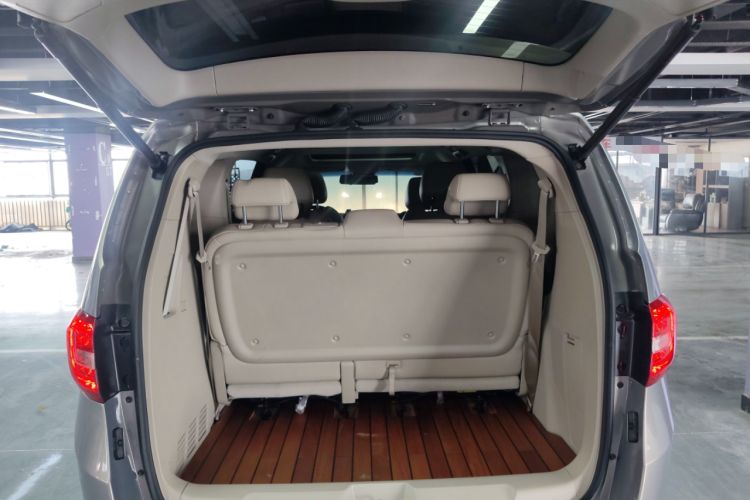 Used Buick GL8 2018 28T Luxury Model China VI Standard