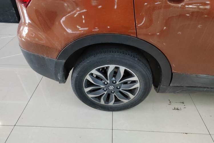 Used Suzuki Vitara S-Cross 2017 1.6L CVT Two-Wheel Drive Urban Fashion Model