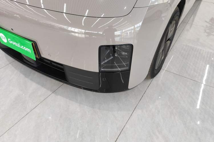 Used Li Auto MEGA 2025 Home Family Special Edition