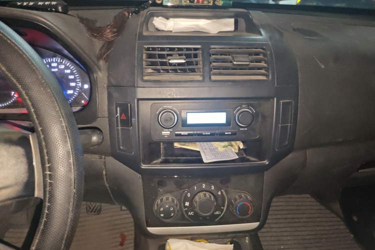 Used HYOSOW H2 2016 H2E 1.5L Fashion Model BJ415B
