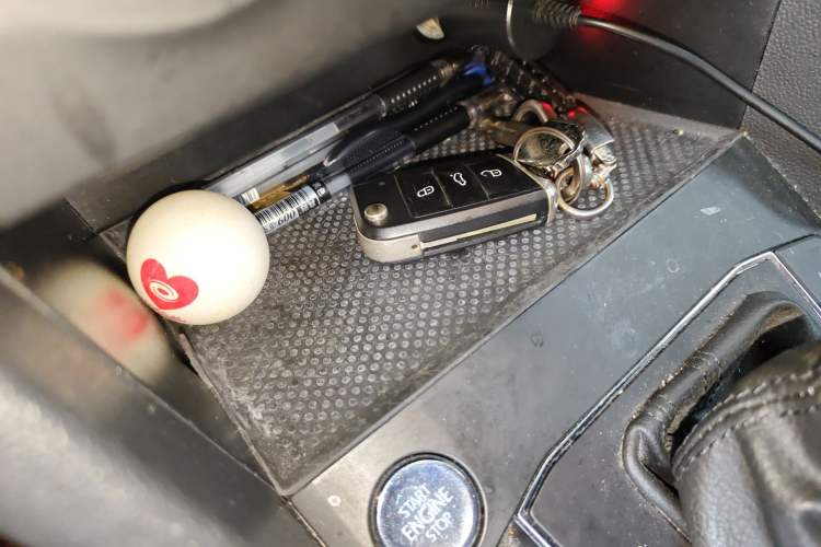 Used Volkswagen Tharu 2020 280TSI Two-Wheel Drive Trend Edition China VI Standard Vehicle Key