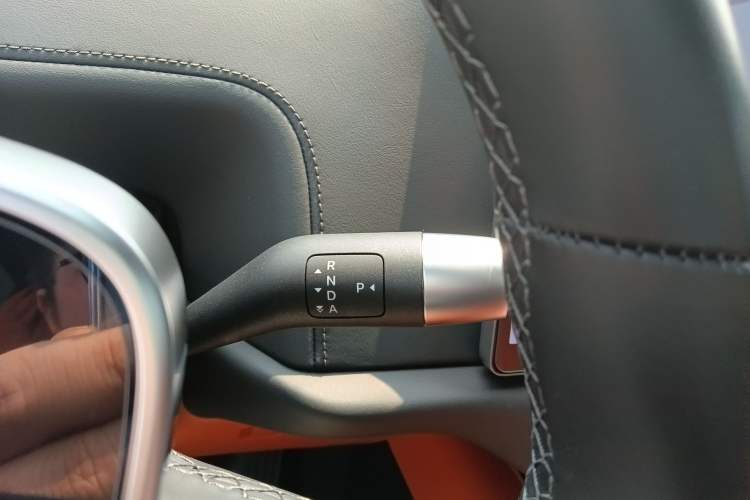 Used Li Auto L8 2023 Pro Model Gear Lever