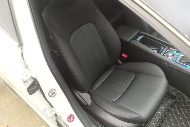 Used Mazda CX-4 2018 2.0L Automatic Two-Wheel Drive Blue Sky Exploration Version China V Standard