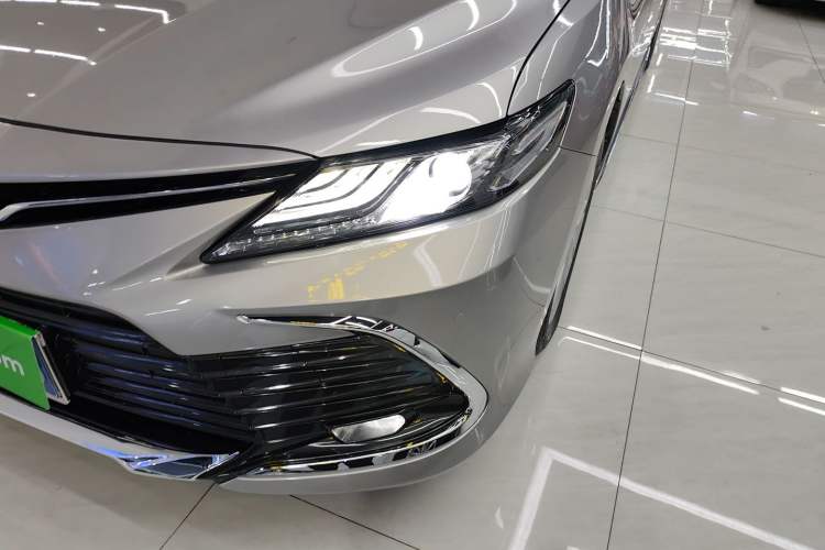 Used Toyota Camry 2023 2.0G Luxury Edition
