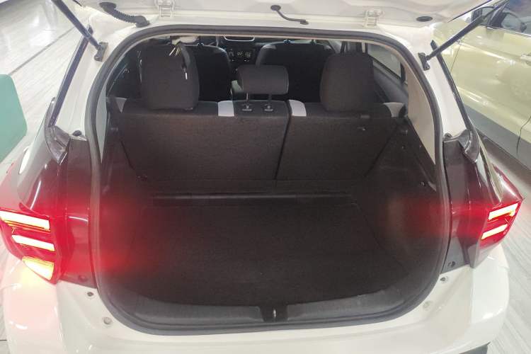 Used Toyota YARiS L Zhi Xuan 2022 X-Trail 1.5L CVT Leading PLUS Edition