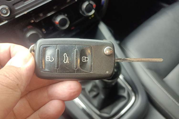 Used Volkswagen Sagitar 2017 1.6L Manual Comfort Model