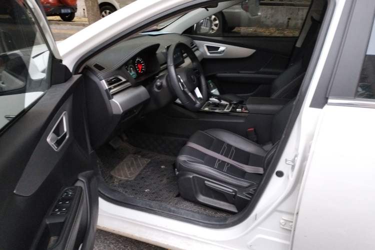 Used BYD Qin New Energy 2019 High-Range Luxury Model