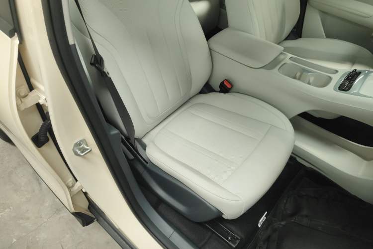 Used Geely Galaxy Geome 2026 Model 410km Freedom Edition Right Front Seat