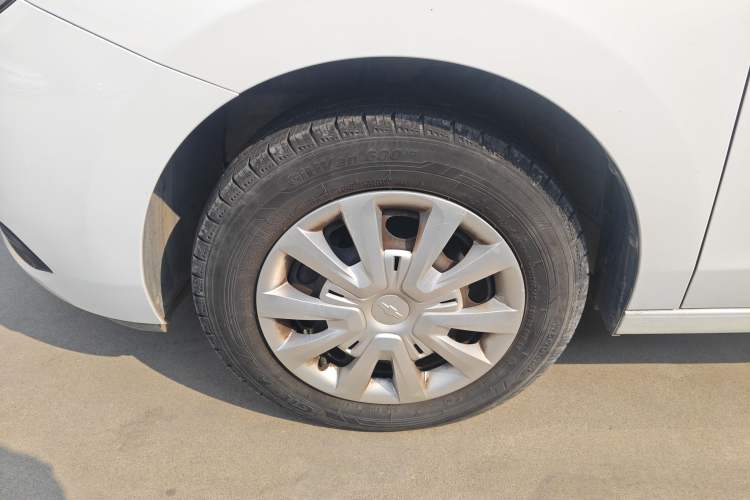 Used Chevrolet Lova RV 2016 1.5L Manual Comfort Edition
