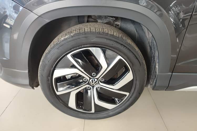 Used Volkswagen Tharu 2023 300TSI Two-Wheel-Drive Full Moon Edition Exterior 4