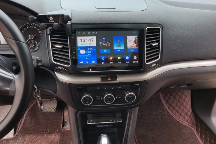 Used Volkswagen Sharan 2013 1.8TSI Standard Model Euro IV