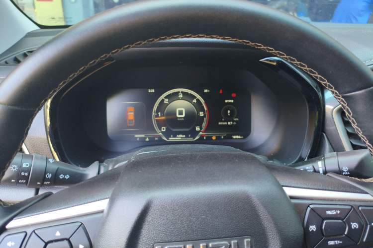 Used Isuzu D-MAX 2023 2.5T Manual 4x4 Diesel Flagship Long Wheelbase